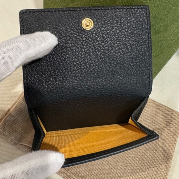 Gucci Leather Wallet - Picture 8 of 10